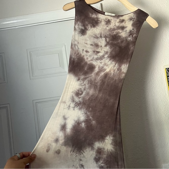 DISSH Tie-Dye Maxi Dress in Brown and Cream - Picture 2 of 7